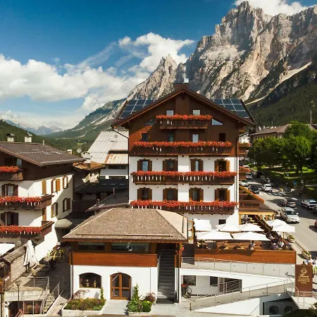 Fiori Dolomites Experience