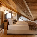 Fiori Dolomites Experience ホテル 3*