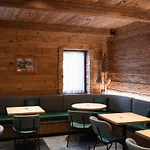 Fiori Dolomites Experience 산비토디카도레