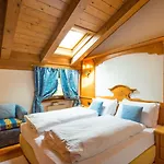 Fiori Dolomites Experience ホテル サン・ヴィート・ディ・カドーレ