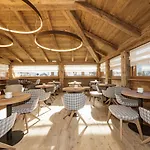 Fiori Dolomites Experience ホテル