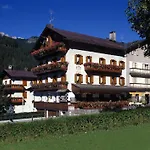 Fiori Dolomites Experience 호텔