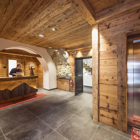 Hotel Fiori Dolomites Experience