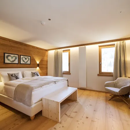 Fiori Dolomites Experience 3*