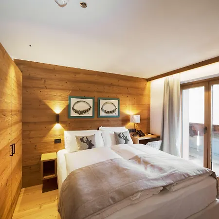 Hotel Fiori Dolomites Experience