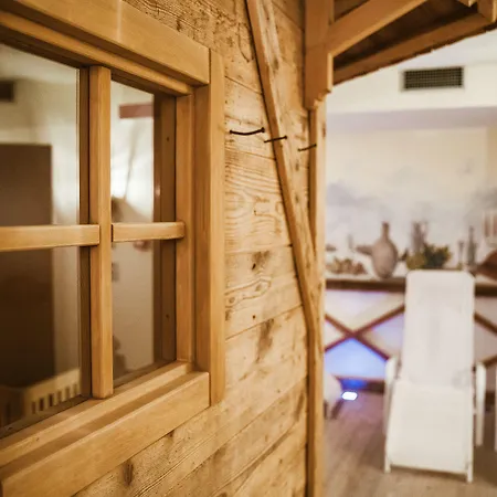 Hotell Fiori Dolomites Experience