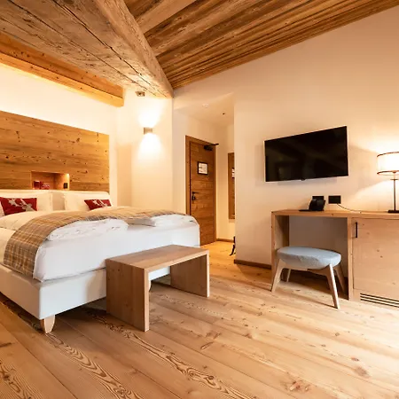 Fiori Dolomites Experience 3*