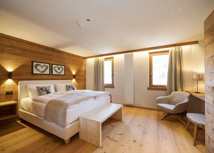 Fiori Dolomites Experience 3*