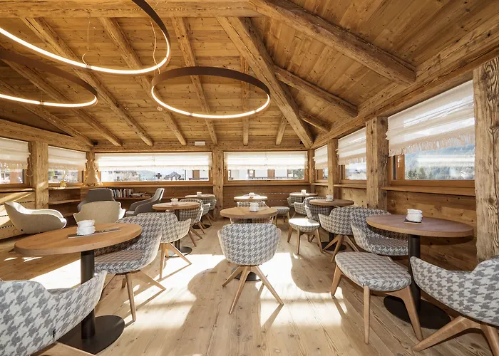 Fiori Dolomites Experience Otel