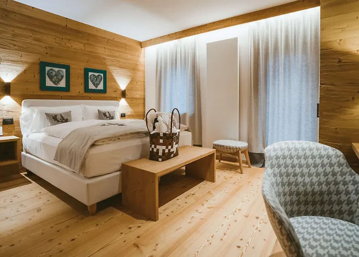 Fiori Dolomites Experience Otel 3*